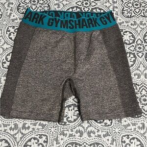 Gymshark Flex shorts in a charcoal grey marl and teal colorway Medium